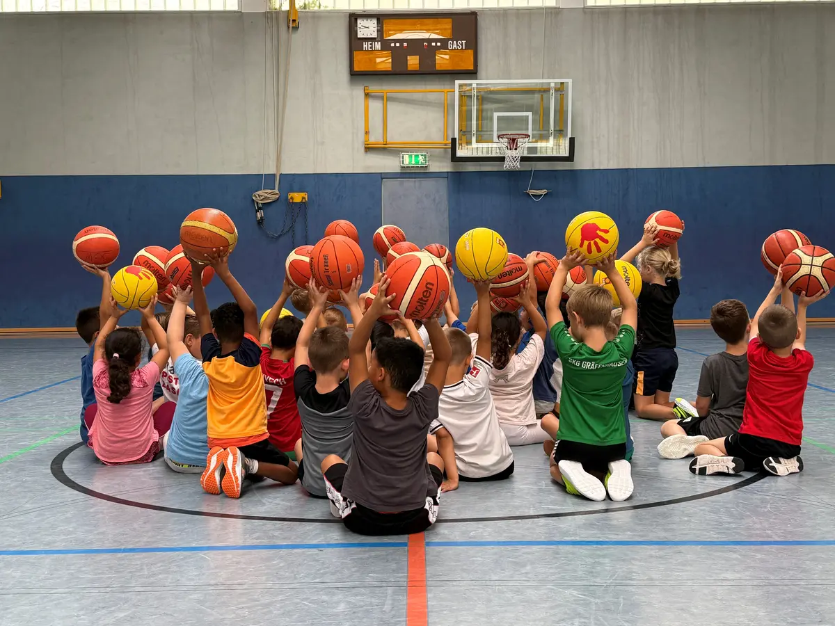 Die AG Basketball an der Schloss-Schule Gräfenhausen