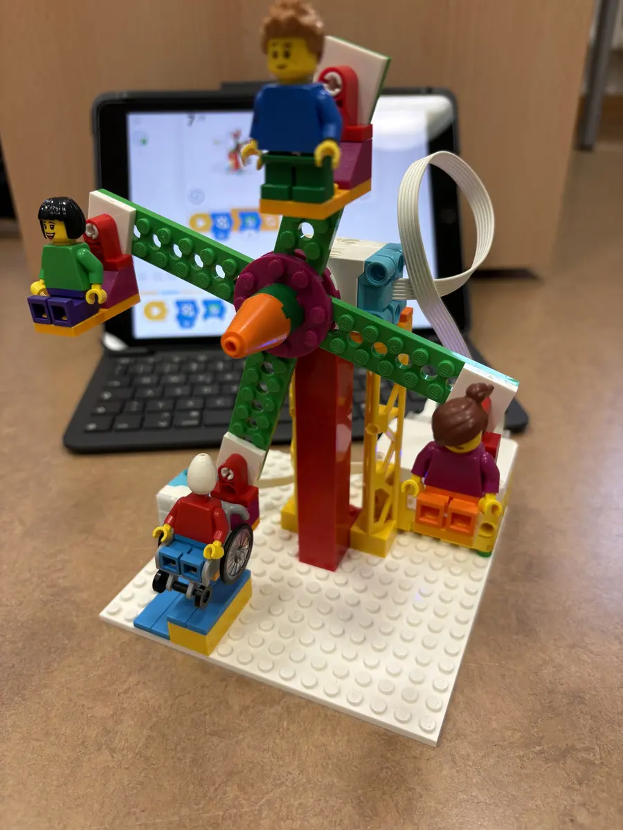 Die AG LEGO® Education an der Schloss-Schule Gräfenhausen